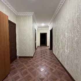 Podwoyskiy Elitka 3komnat 