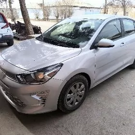 Kia Rio 2022