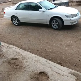 Toyota Camry 2000