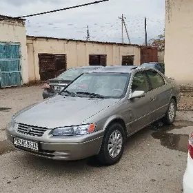 Toyota Camry 1998