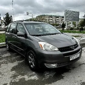 Toyota Sienna 2005