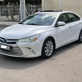 Toyota Camry 2017
