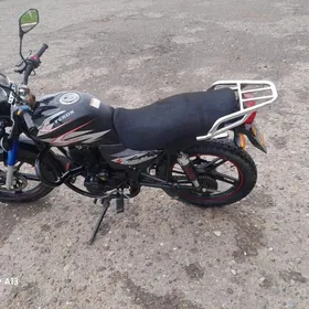 Yamaha Artistic 2025