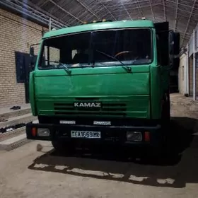Kamaz 6520 2006