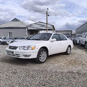 Toyota Camry 2000