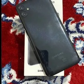 Samsung a04e