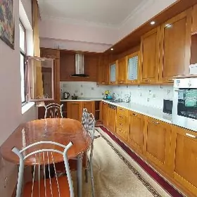 Аренда 2 ком нефтегаз по Мира