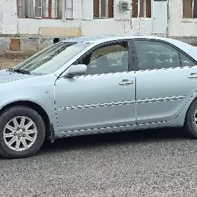 Toyota Camry 2005
