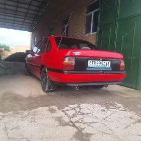 Opel Vectra 1990