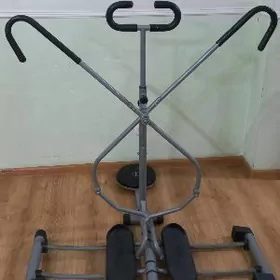 Тренажор для ног,спины