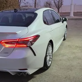 Toyota Camry 2022