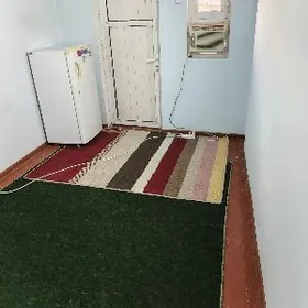 Gurtlyda bir komnat wremyanka