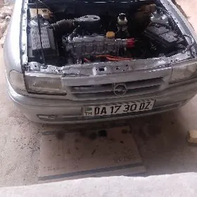 Opel Astra 1992