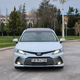 Toyota Camry 2022
