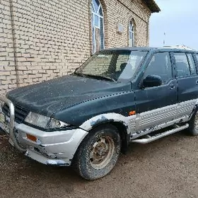 SsangYong Musso 1998