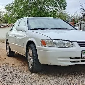 Toyota Camry 1998