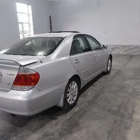 Toyota Camry 2004