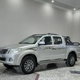 Toyota Hilux 2014