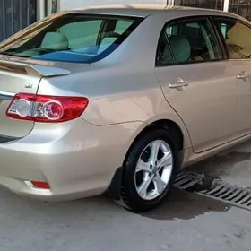 Toyota Corolla 2013