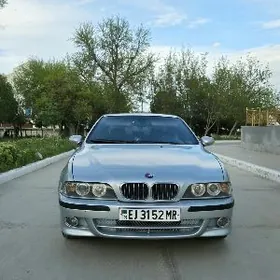 BMW E39 2003