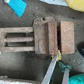 TISKI ,ТИСКИ ТОКАРНЫЕ