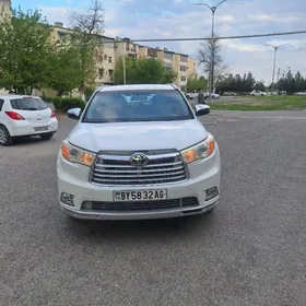 Toyota Highlander 2015