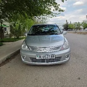 Nissan Versa 2009