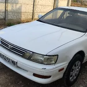 Toyota Vista 1992