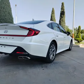 Hyundai Sonata 2020