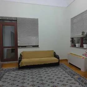 Нефтегаз  4 комн.