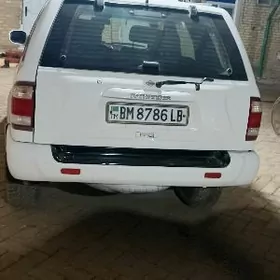 Nissan Pathfinder 1999