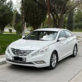 Hyundai Sonata 2012