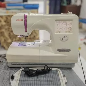 JANOME 350E