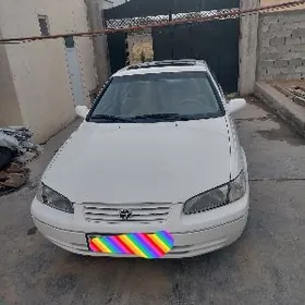 Toyota Camry 1998
