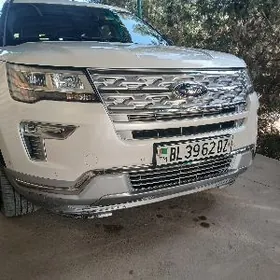 Ford Explorer 2018