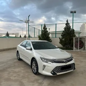 Toyota Camry 2017