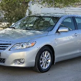 Toyota Camry 2011