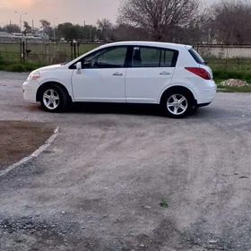 Nissan Versa 2010