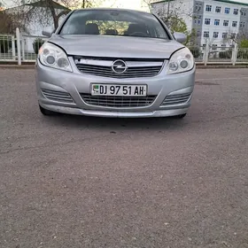 Opel Signum 2006