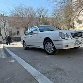 Mercedes-Benz C320 1999