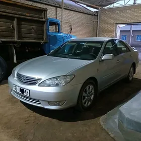 Toyota Camry 2005