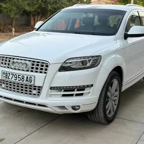 Audi Q7 2010