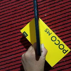 POCO M5