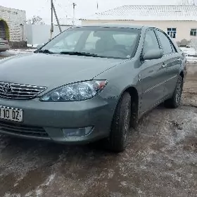 Toyota Camry 2005