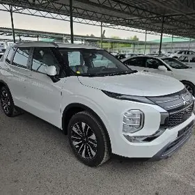Mitsubishi Outlander 2025