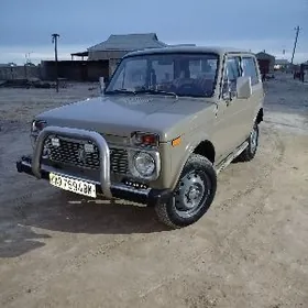 Lada Niva 1990
