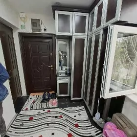 Энгельса 2 в 3 ком. 2 этаж