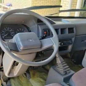Toyota Hiace 2008