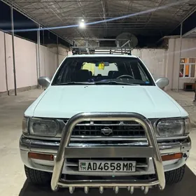 Nissan Pathfinder 1998