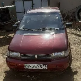 Mitsubishi Chariot 1993